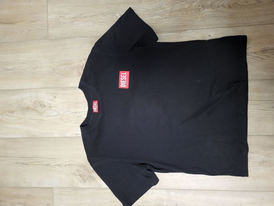 Футболка від Diesel