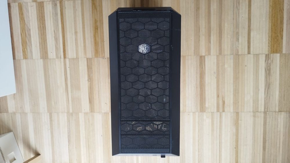 PC secretária completo com acessórios
