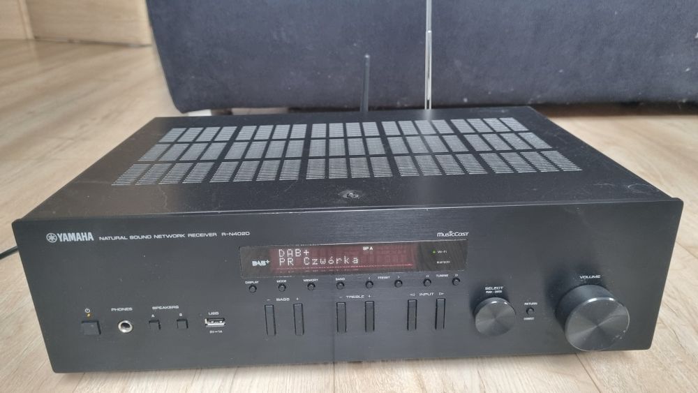 Yamaha R-N402D wzmacniacz sieciowy Musiccast