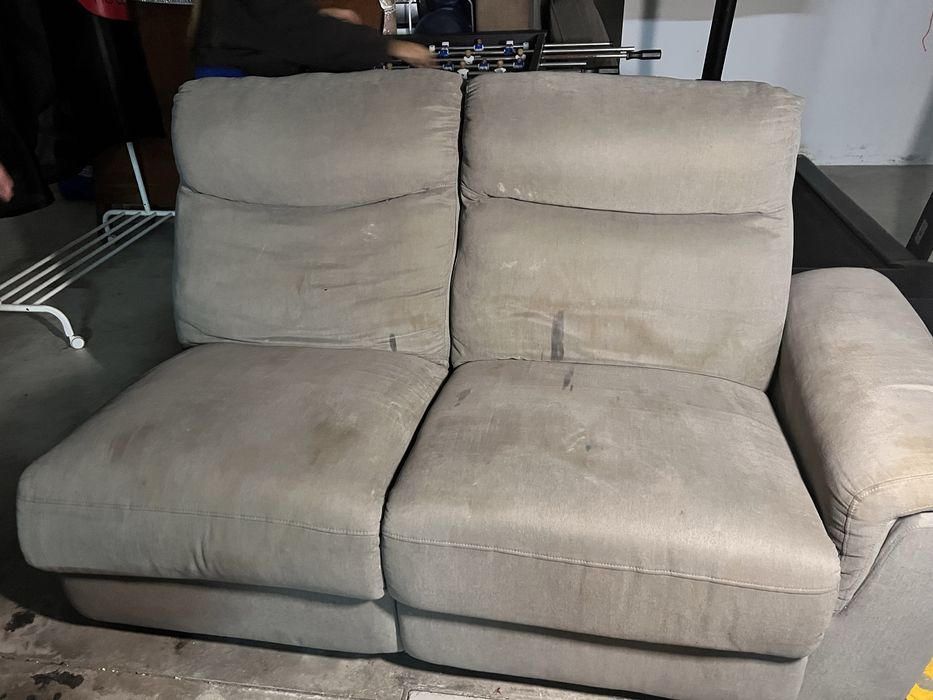 Sofa chaise longue Eletrico c/ baú