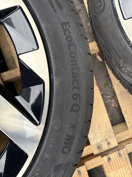 BMW X1 X2 245/45R19 Continental nowe 2025