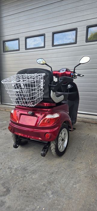 Wózek do pomocy w poruszanie się