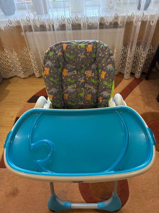 Годувальний столик