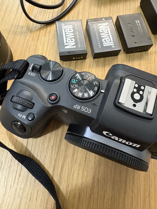 Canon EOS RP body + obiektyw Canon RF 50 mm 1.8 + gratisy