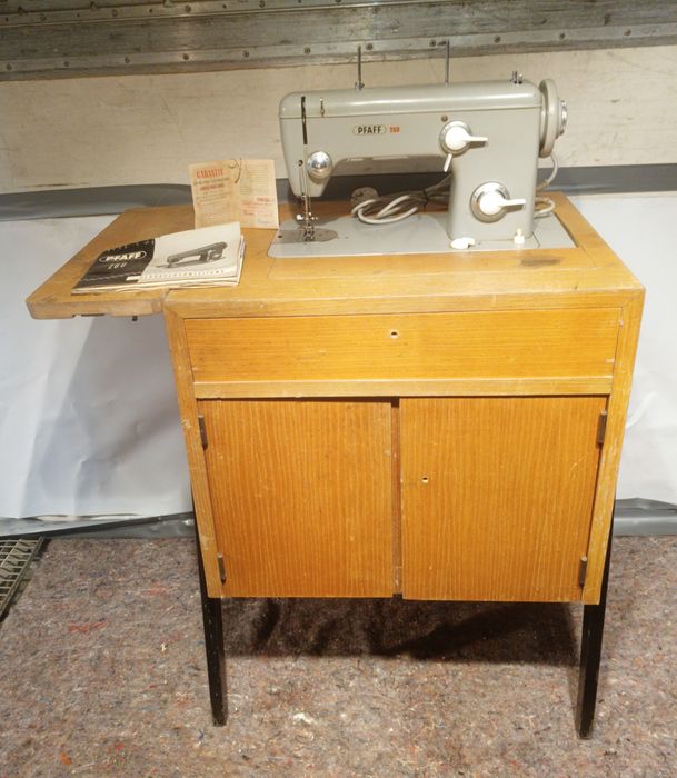 PFAFF 260 Elektryczna Maszyna do Szycia
