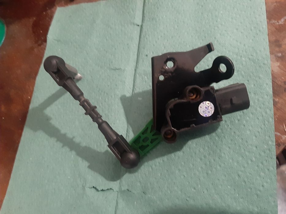 Датчик вирівнювання фар Audi A6 A8 A7sportback