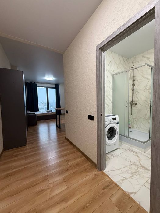 Квартира подобово, погодинно на набережній Тепла дуже