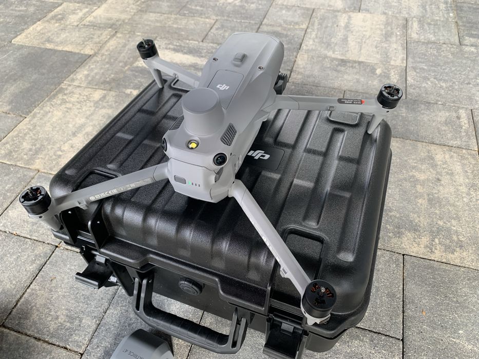 Квадрокоптер Dji Matrice 4T 14г