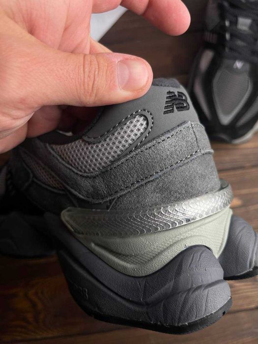 43(27,5 см.) New Balance 9060 Truffl НБ 9060 нью беленси NB сірі кроси