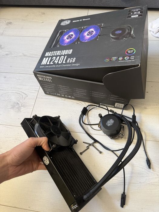 Chlodzenie wodne cooler master ml 240L rgb
