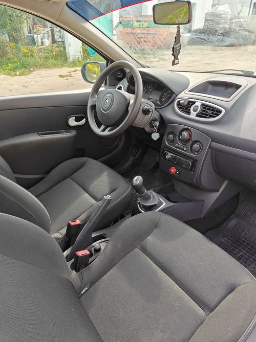 Renault Clio III 2012 | 1.2 16V (75 KM) Euro 5 | 134 tys. km | Prywatne, od właściciela