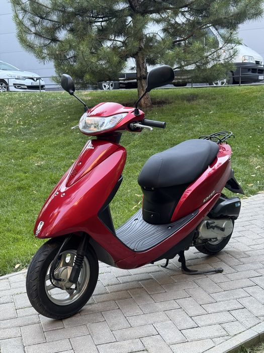 Скутер,мопед Honda Dio AF/68  Інжектор Контейнер