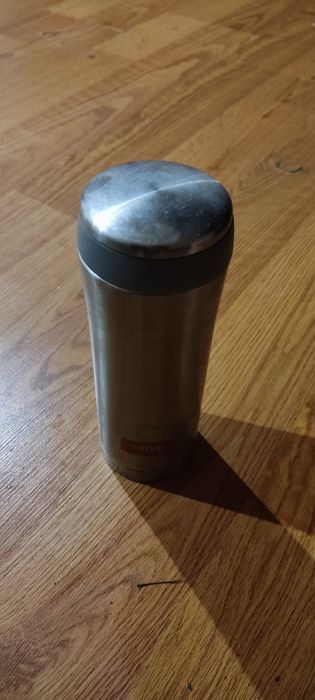 Термокружка Calve