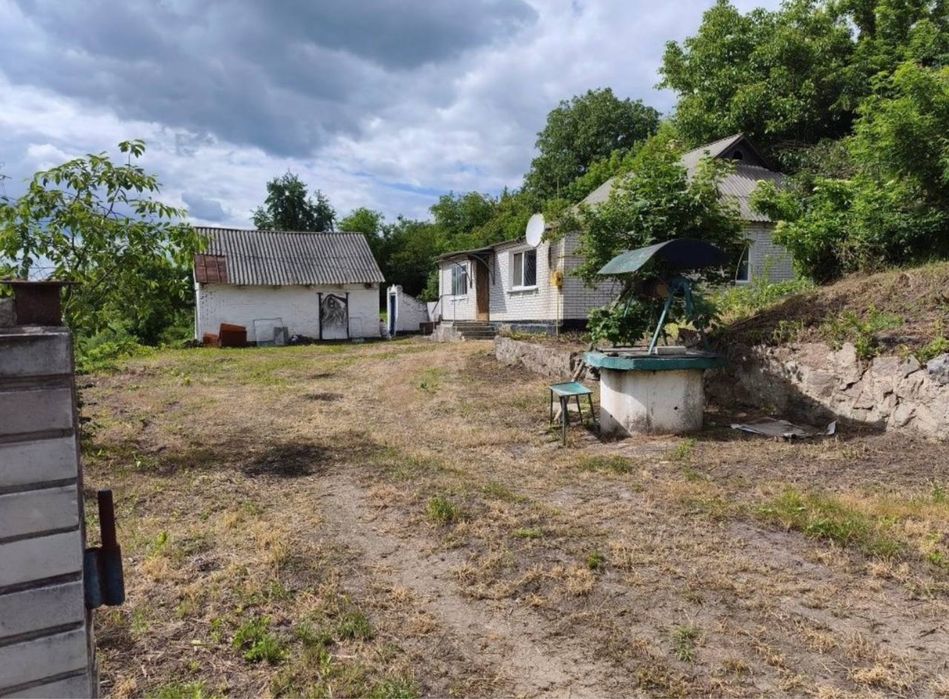 Продаж будинку село Озерна