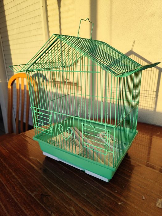 Gaiola pequena para aves