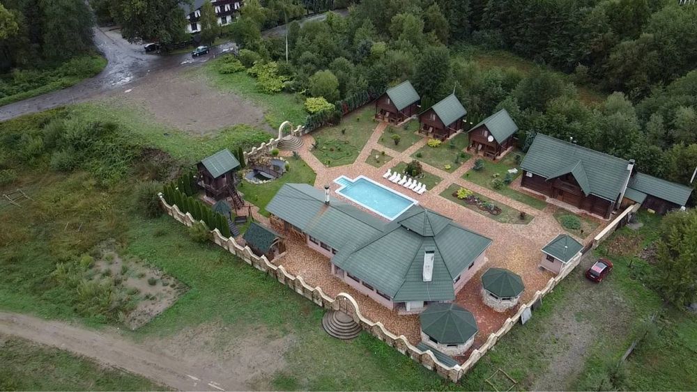 Готельно-туристичний комплекс Оазис Карпат