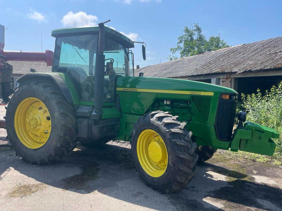 Трактор John Deere 8200 220 Кс