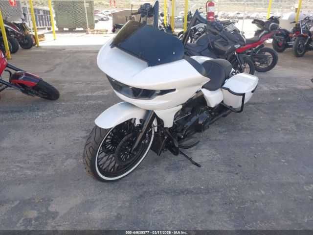 Harley-Davidson FLTRX 2024