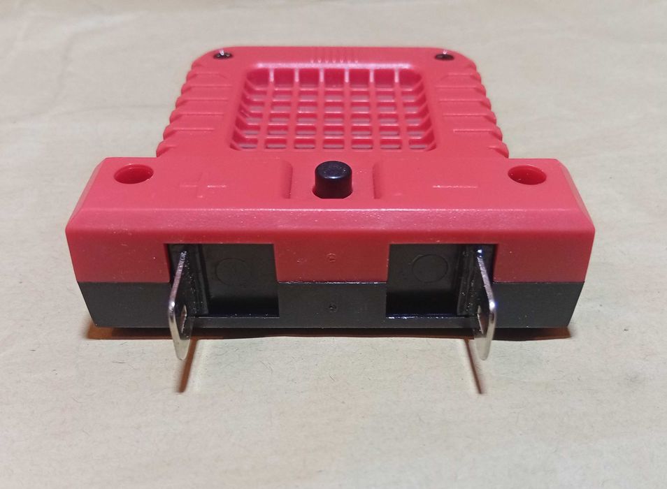 Pequeno Holofote Led 14w adaptado para bateria 21v