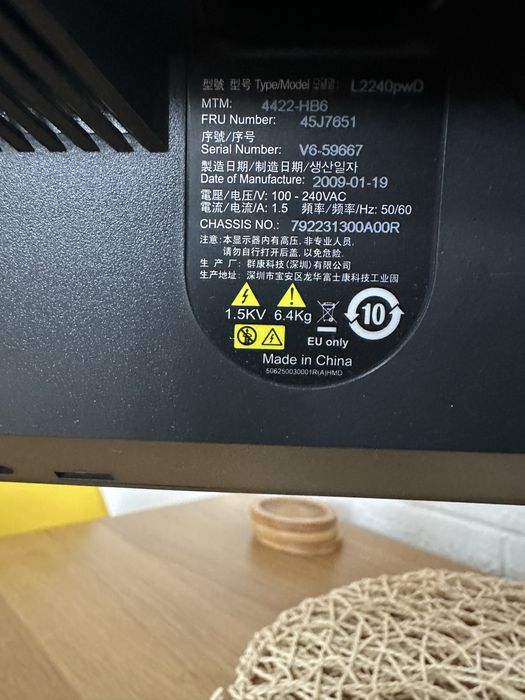 Monitor lenowo thinkvision