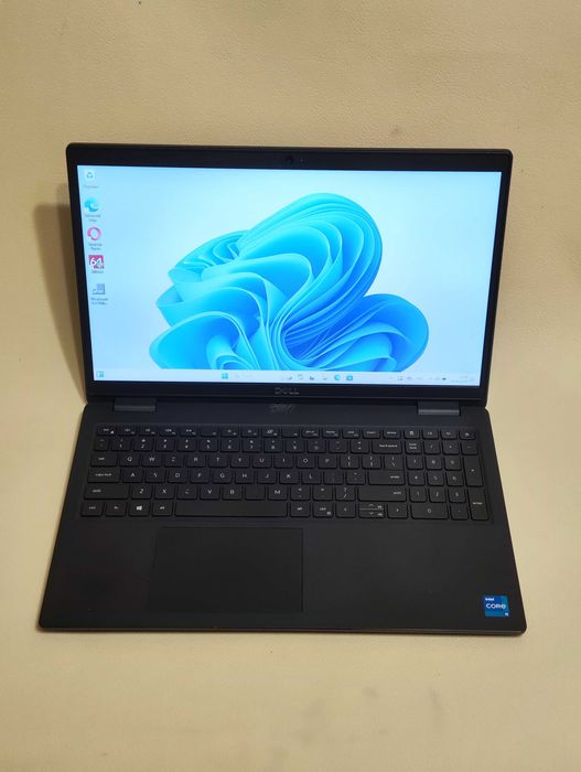 Ноутбук DELL Latitude 3520 15.6" Core i5-1135G7/DDR4 8Gb/256SSD
