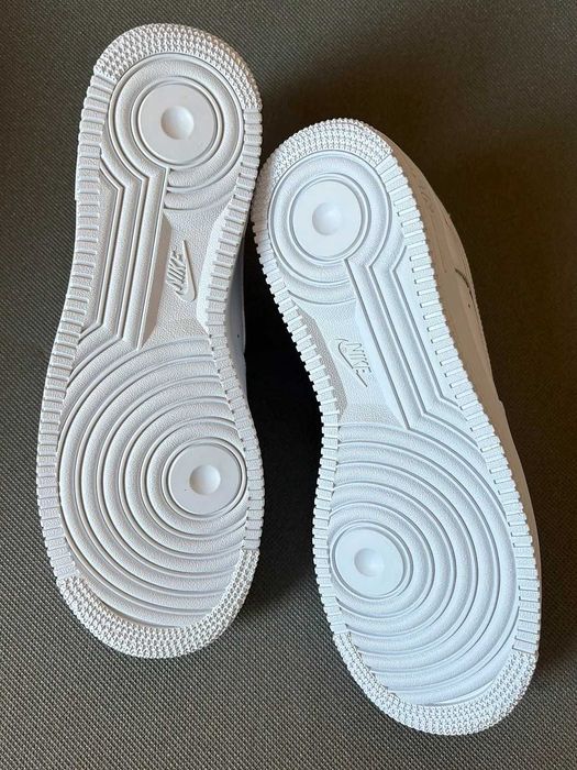 Nike Air Force 1 Low R.40