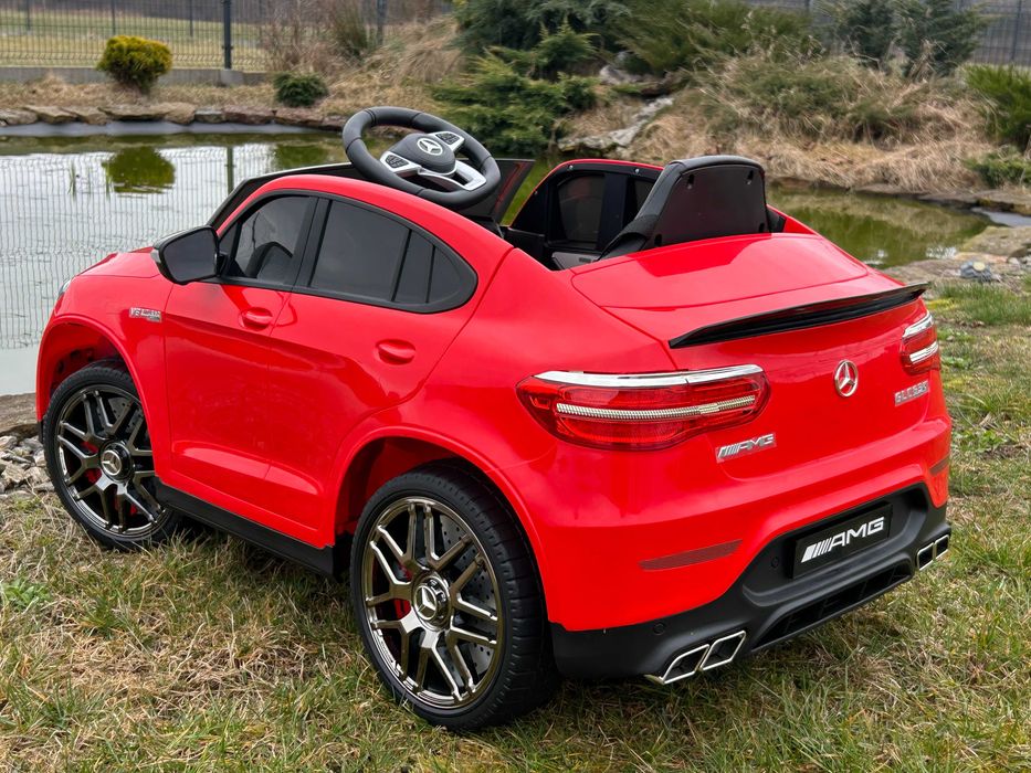 Auto na akumulator Mercedes GLC 2x45 Watt Miękkie koła Pilot Skóra