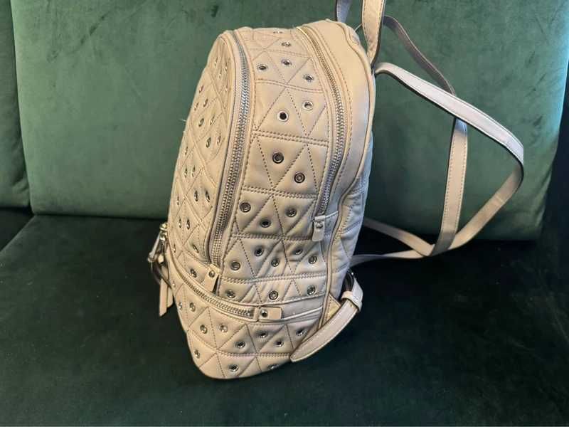 Plecak Michael Kors, szary ze srebrnymi zdobieniami