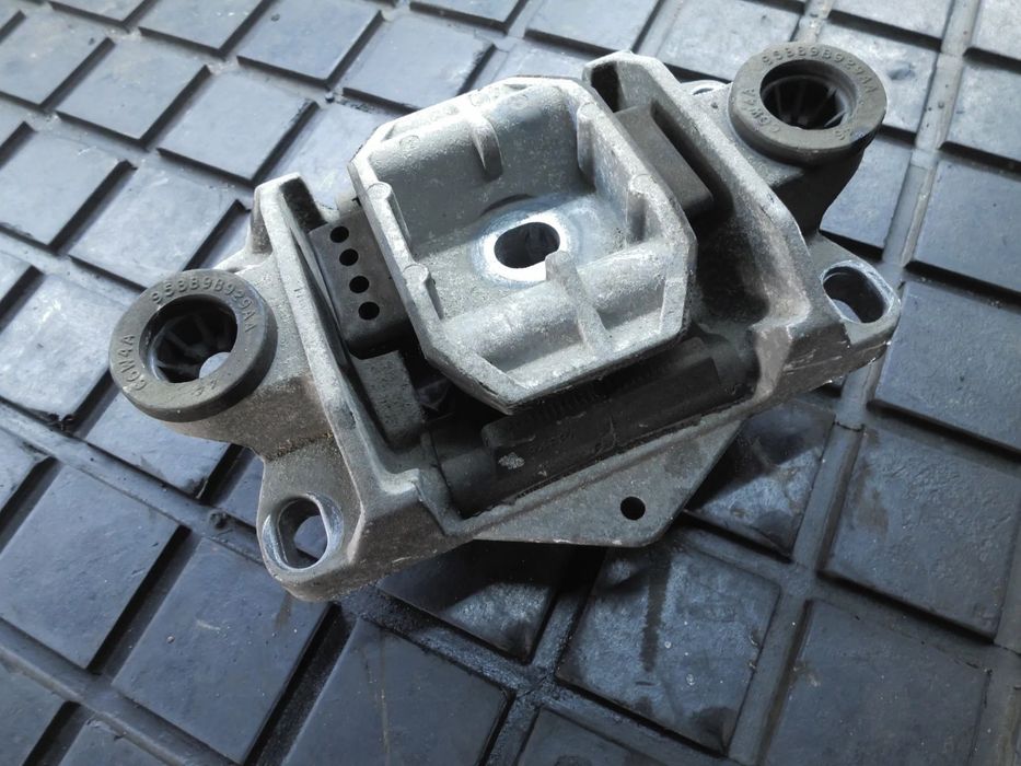 ŁAPA PODUSZKA SILNIKA FORD MONDEO MK3 2.0 16V 1S717M122 POSIADAM 2 SZT