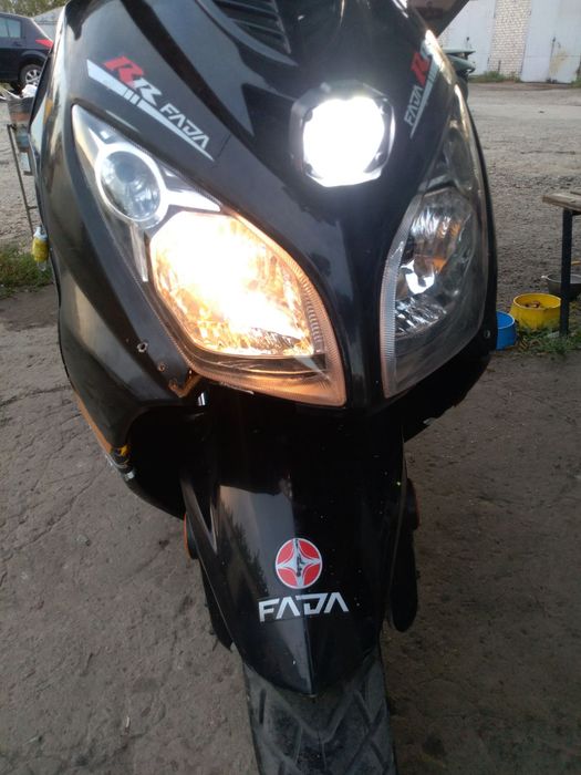 Я продаю скутер  Фада 49 кубов работает хорошо  2012 г 80 кубов