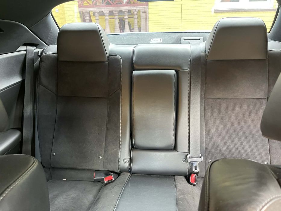 Dodge challenger 5.7 hemi