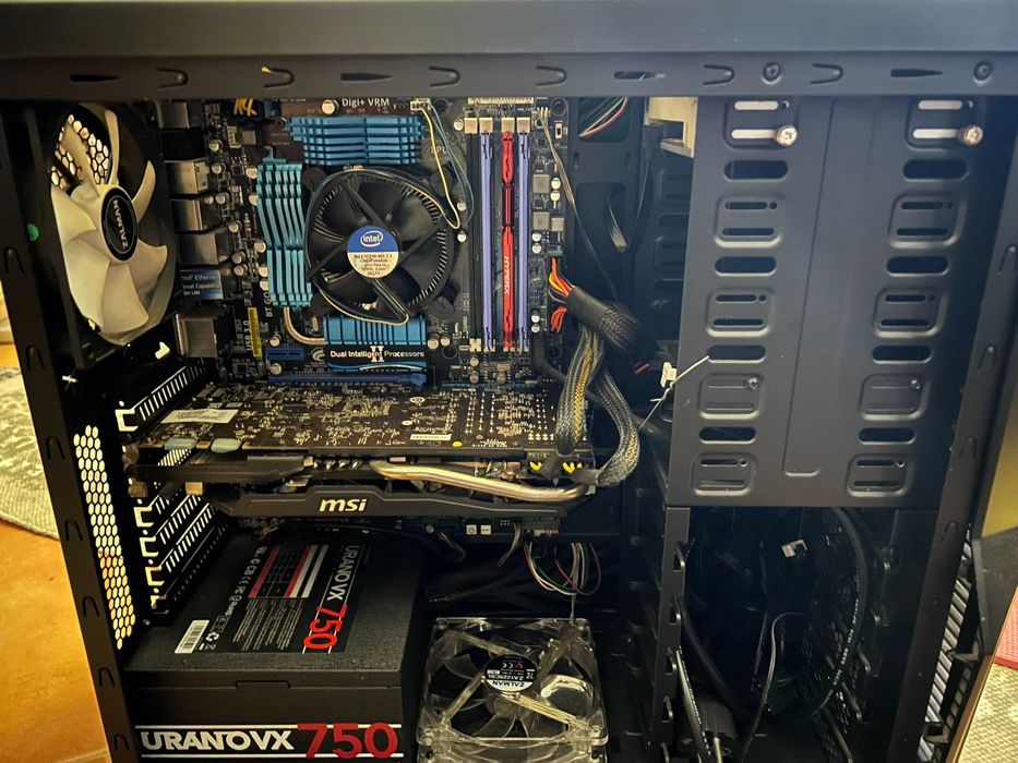 PC i5 2500k 12GB GTX770