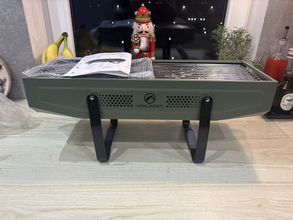 Grill weglowy turystyczny