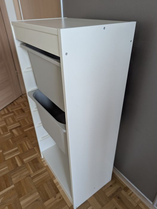 Biały regał trofast Ikea