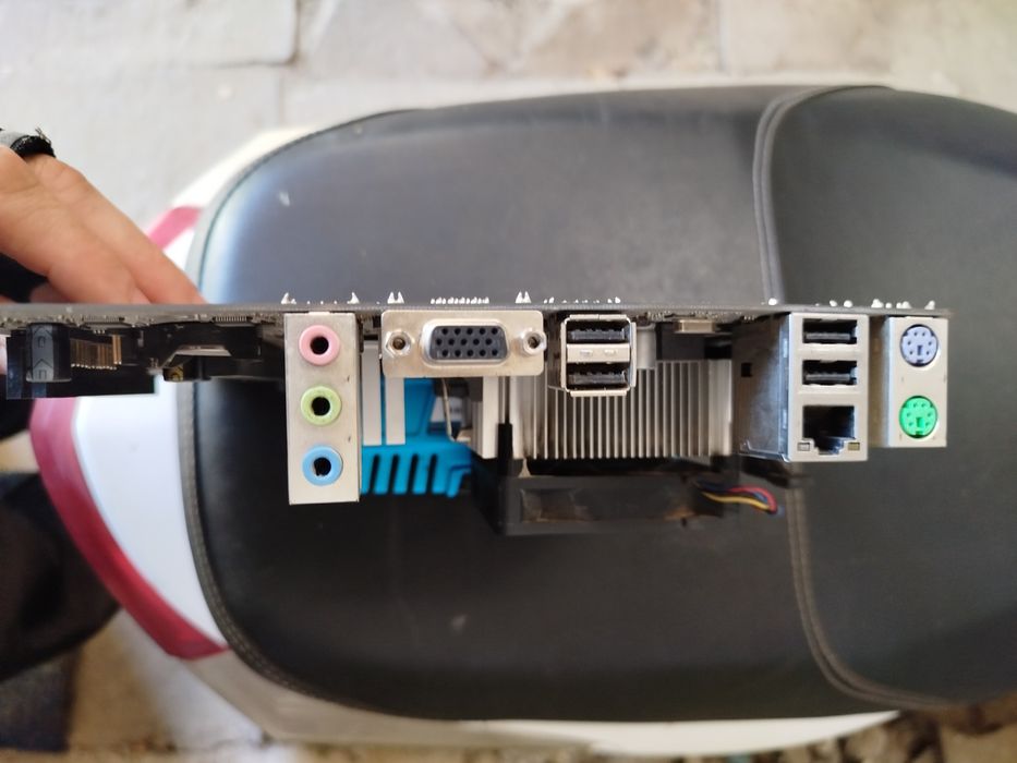 Материнская Плата ASRock 960GM-VGS3