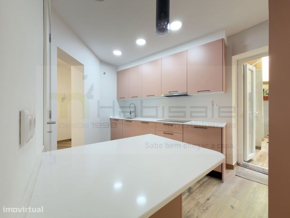 T2 Remodelado com Terraço na Lapa