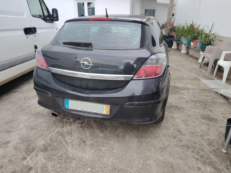 Opel Astra GTC 1.3 CDTI
