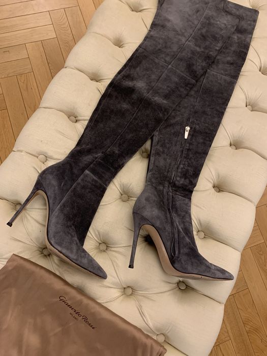 GIANVITO ROSSI piękne długie kozaki , zamsz, szare