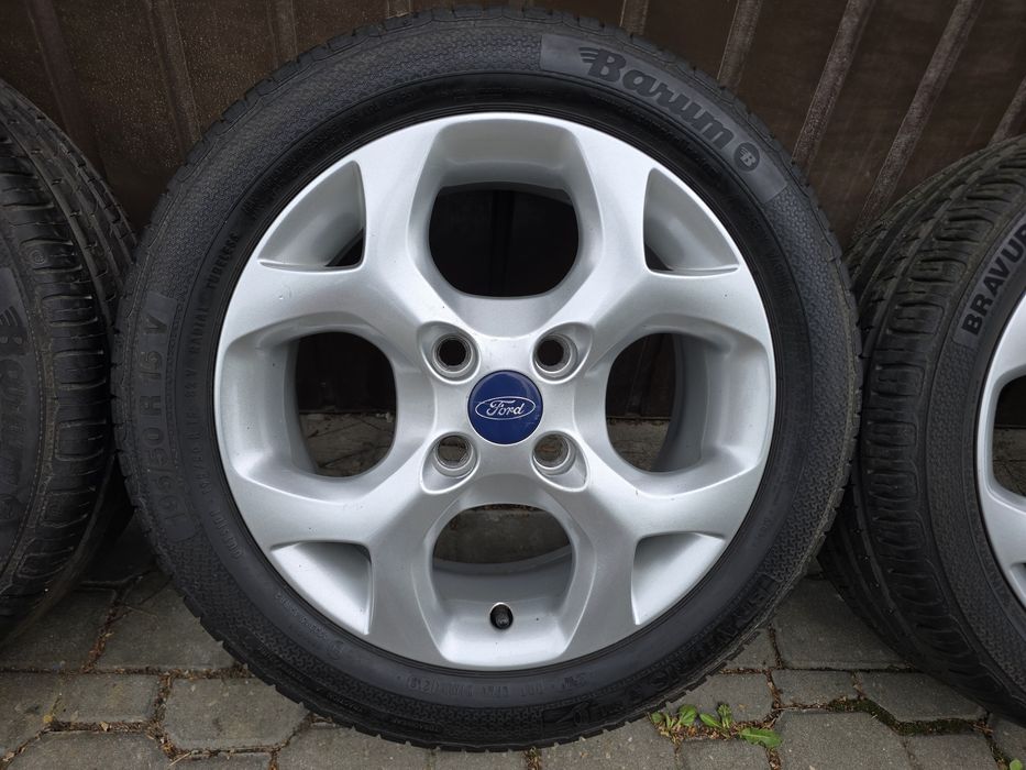 Felgi z oponami 195/50R15 Ford Fiesta 4x108 B max Fusion Focus KA+