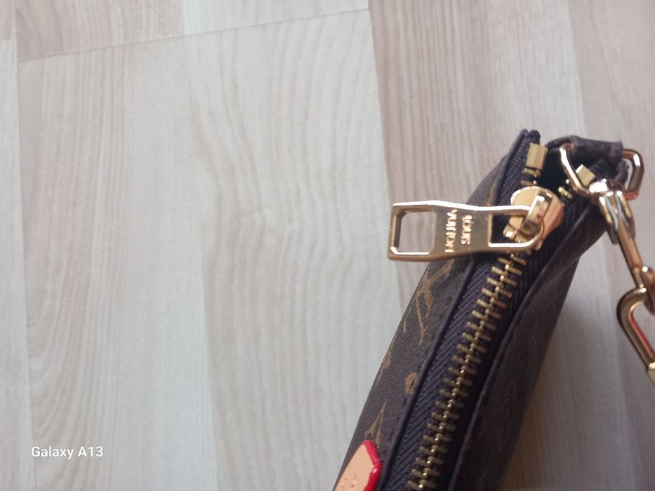 Louis Vuitton monogram mała torebka crossbody