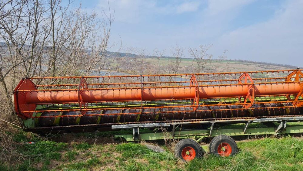 Терміново продам жатку зернову vario 900 2005 рік