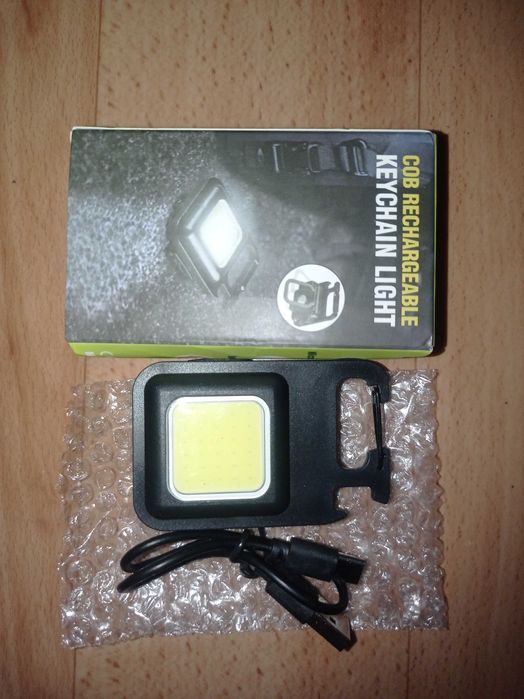 Фонарик/светильник LED на карабине и магните с подставкой