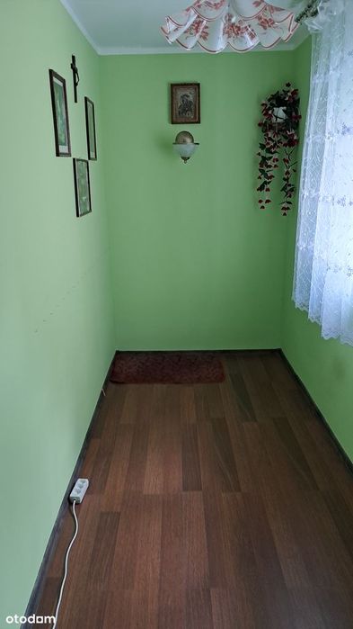 Dom wolnostojący z garażem i piwnicą