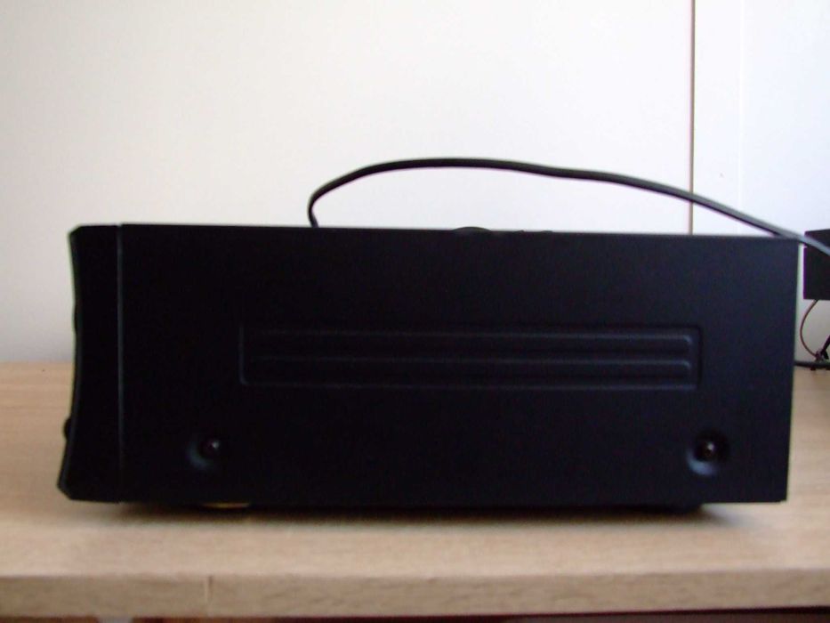 McVoice AV-235B       .