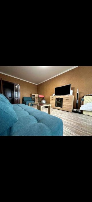 3 кімнатна квартира 77 м2 по вулиці Писаржевського.