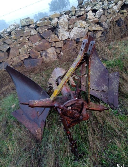 Charrua de 16 polegadas