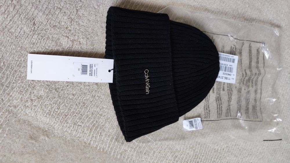 Czapka Calvin Klein czarna
