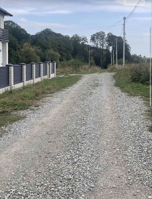 Продаж земельної ділянки під житлову забудову, площа 10 соток