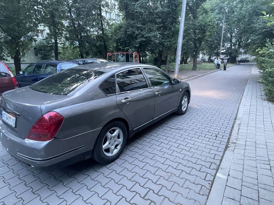 Nissan TEANA J31