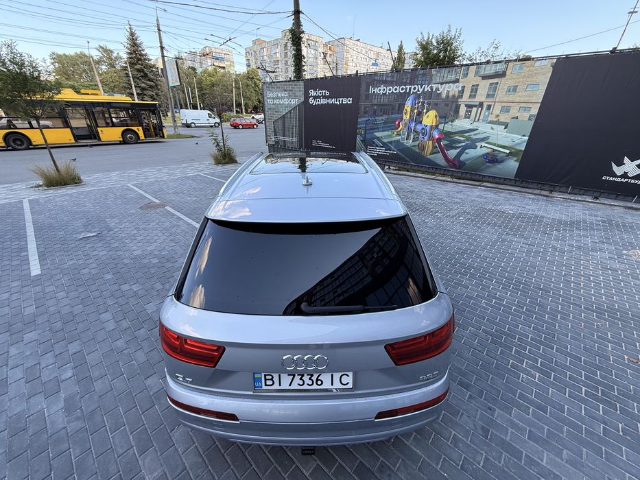 Продам Audi Q7 2016 р